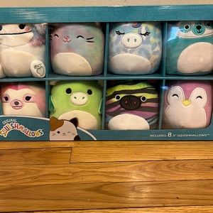 Pack of 8, 5" squishmallows